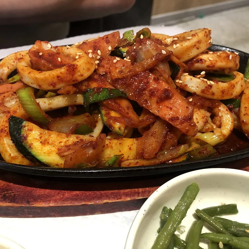 Sauté de Calamars Et Courgettes